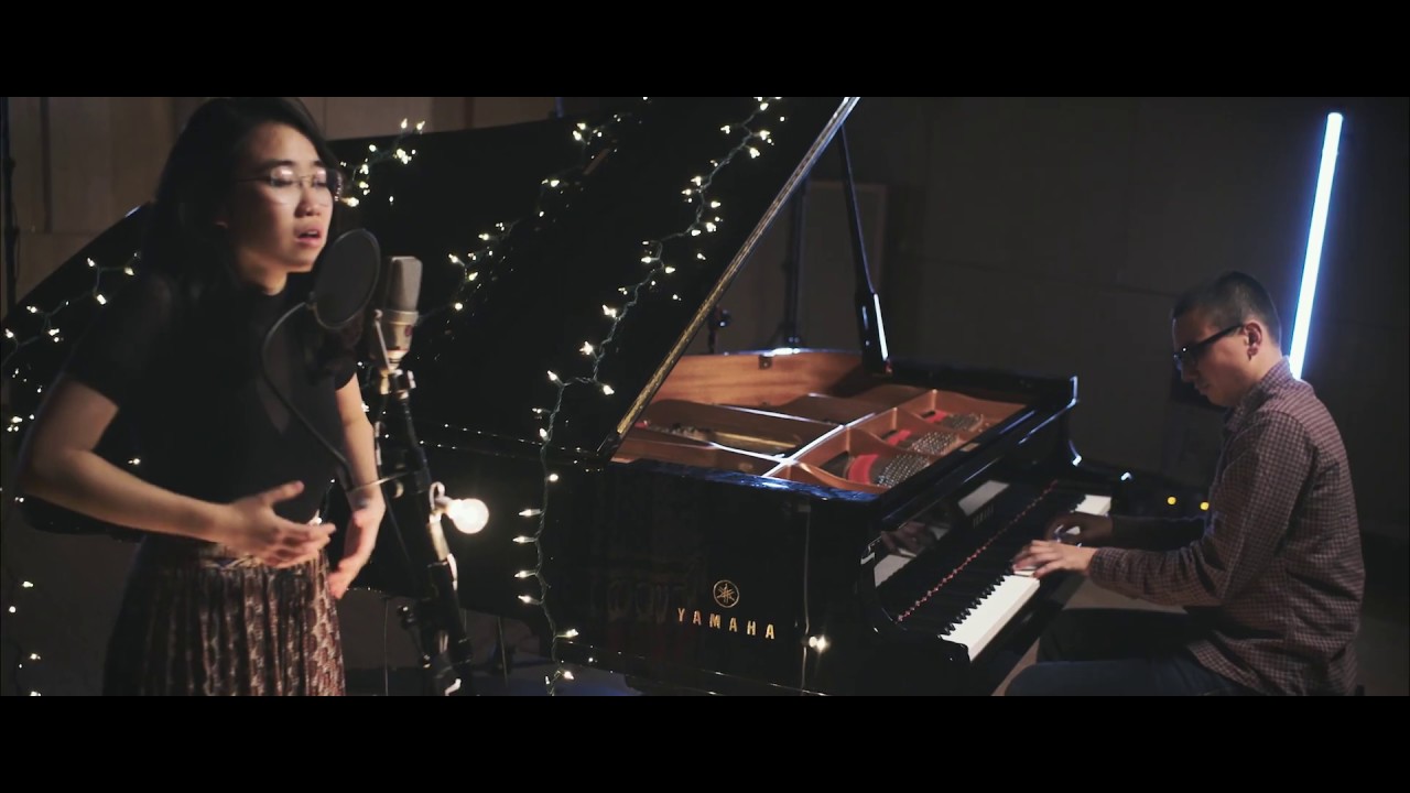 Смотреть «Mingjia Chen & James Fernando - Extended Layover» на YouTube Смотреть «Mingjia Chen & James Fernando - Extended Layover» на YouTube