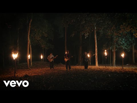 Insomniacks - Igauan Malam (Official Lyric Video)