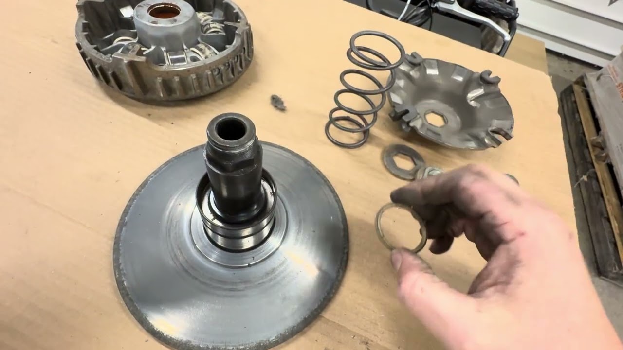 Instant torque primary clutch breakdown