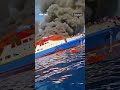 ركاب يقفزون في البحر بينما كانت نيران ضخمة تلتهم سفينة KM Barcelona VA التي كانوا على متنها ركاب يقفزون في البحر بينما كانت نيران ضخمة تلتهم سفينة KM Barcelona VA التي كانوا على متنها