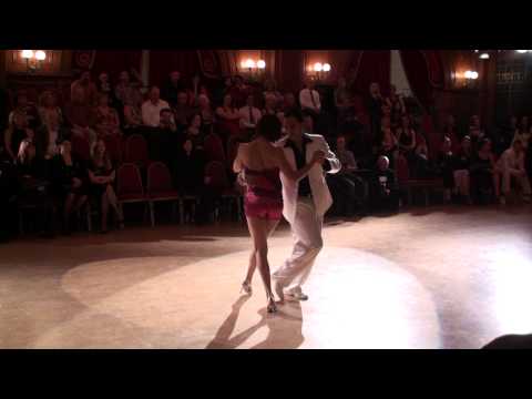 Video: Tango Argentino: Enseñando Paciencia