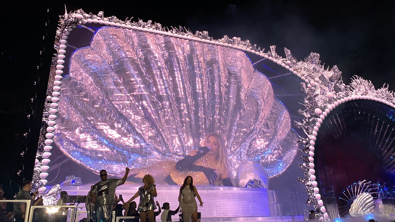 Beyoncé Renaissance World Tour - Plastic Off The Sofa (short ...
