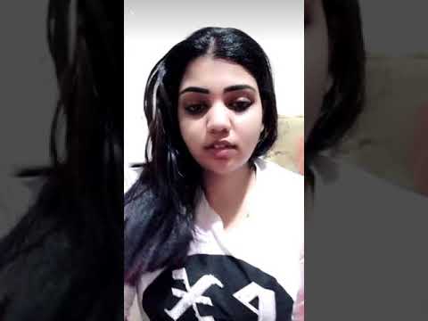 شوفولي هي البنت بلا حجاب يا تره هي مسلمي