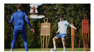 KAI HAVERTZ FIRST TRAINING AT COBHAM WITH HIS NEW TEAM MATES..