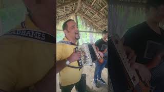 radhames rodriguez tocando para estabilidad y cristiana