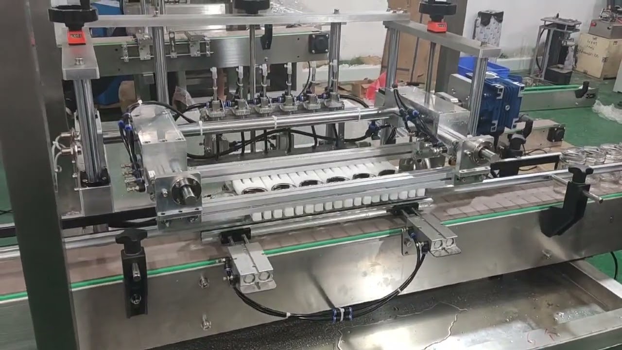 自動直線式翻轉洗瓶機 - 超賢包裝機械 CXPACK