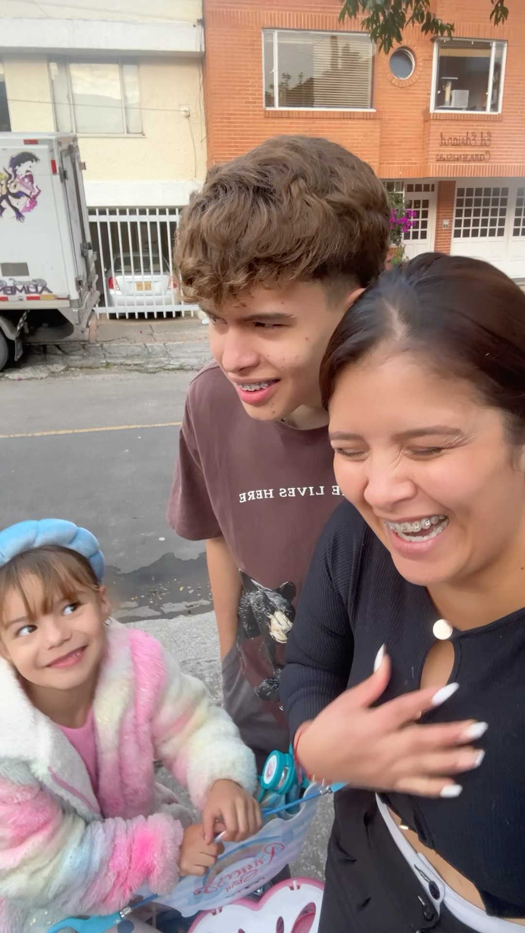 DE QUÉ CREEN QUE NOS VAMOS A DISFRAZAR ESTE AÑO? #humor #comedia #shortviral #fypシ゚