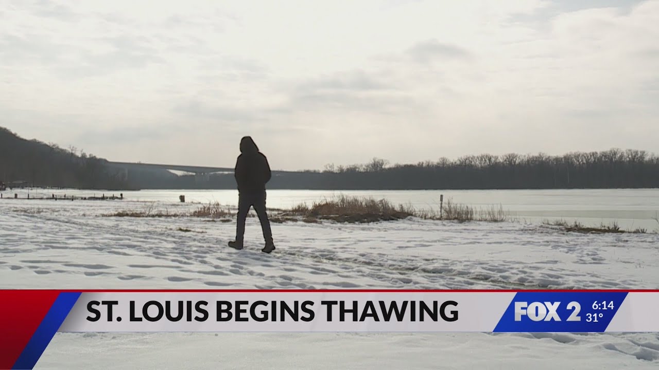 Thawing begins in St. Louis after winter storm - YouTube