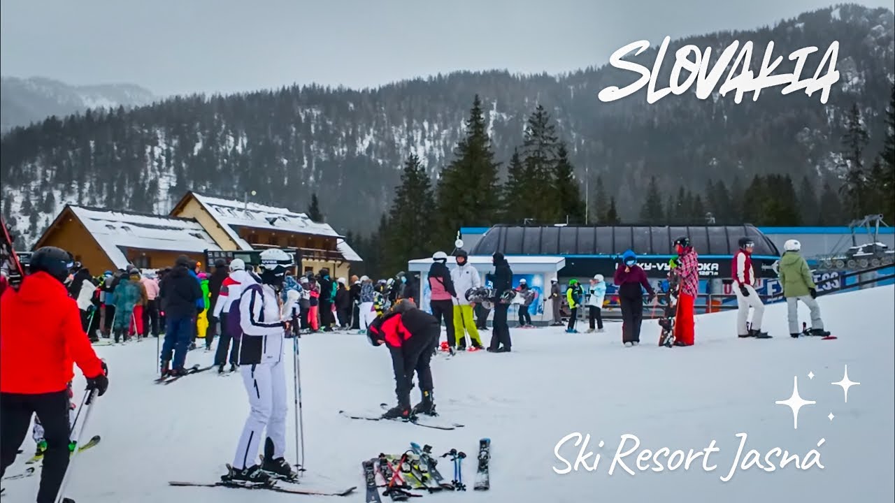 Snowy Walk in Ski Resort Jasna - Chopok Slovakia ⛷️🚠❄️