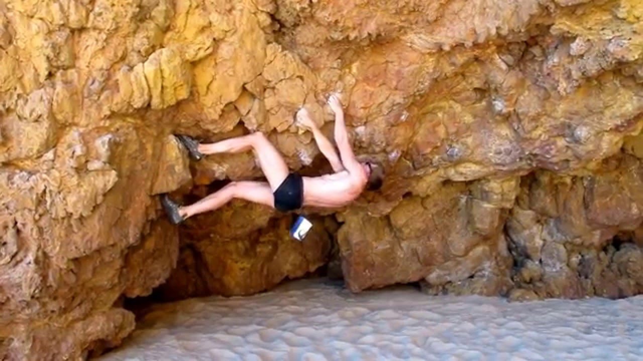 Beach bouldering on the Algarve Coast, Portugal YouTube