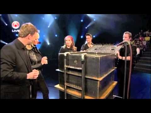 Ongelofelijke waterbak act van Rob en Emiel