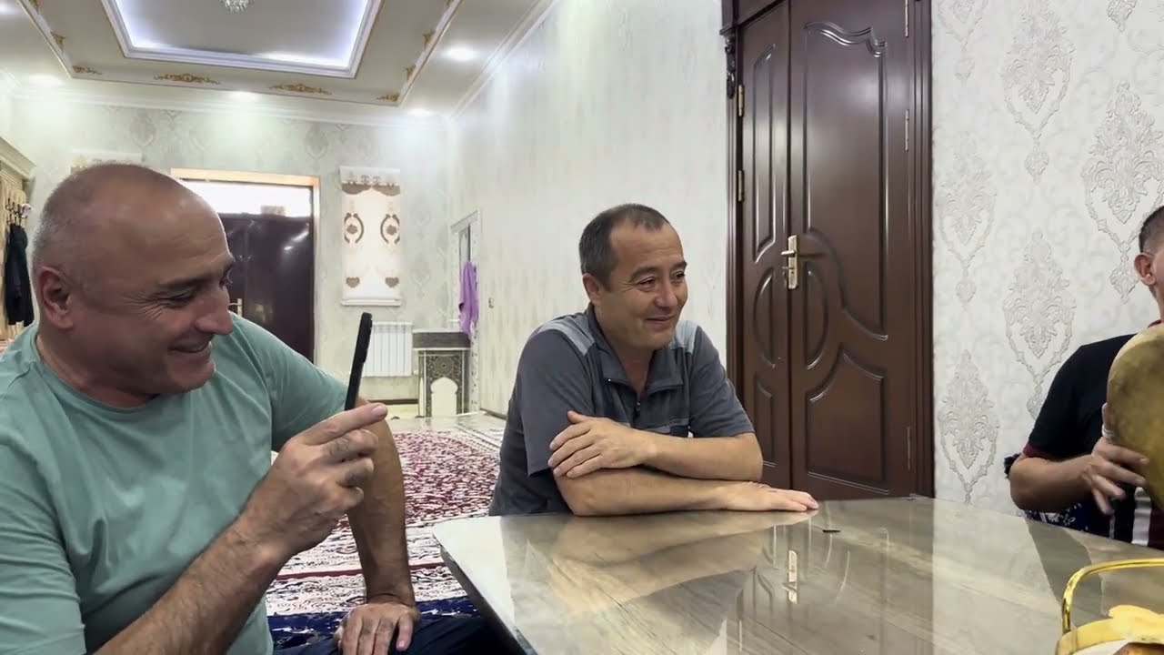 Yangi tor tayyor bòldi Xonqalik Sherzodbek ukamiz torda jonli ijro aytdi 