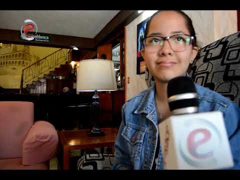 Estudiante salvadoreña busca apoyo para representar a Durango en Paraguay