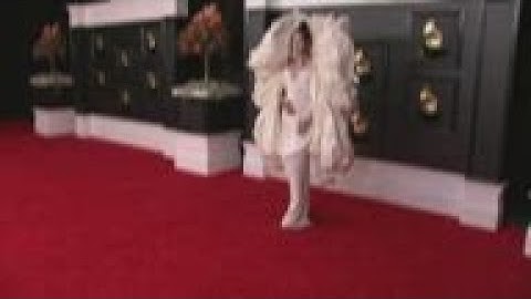 Noah Cyrus, Lizzo, Julia Michaels and JP Saxe, Chika, Lido, Finneas O