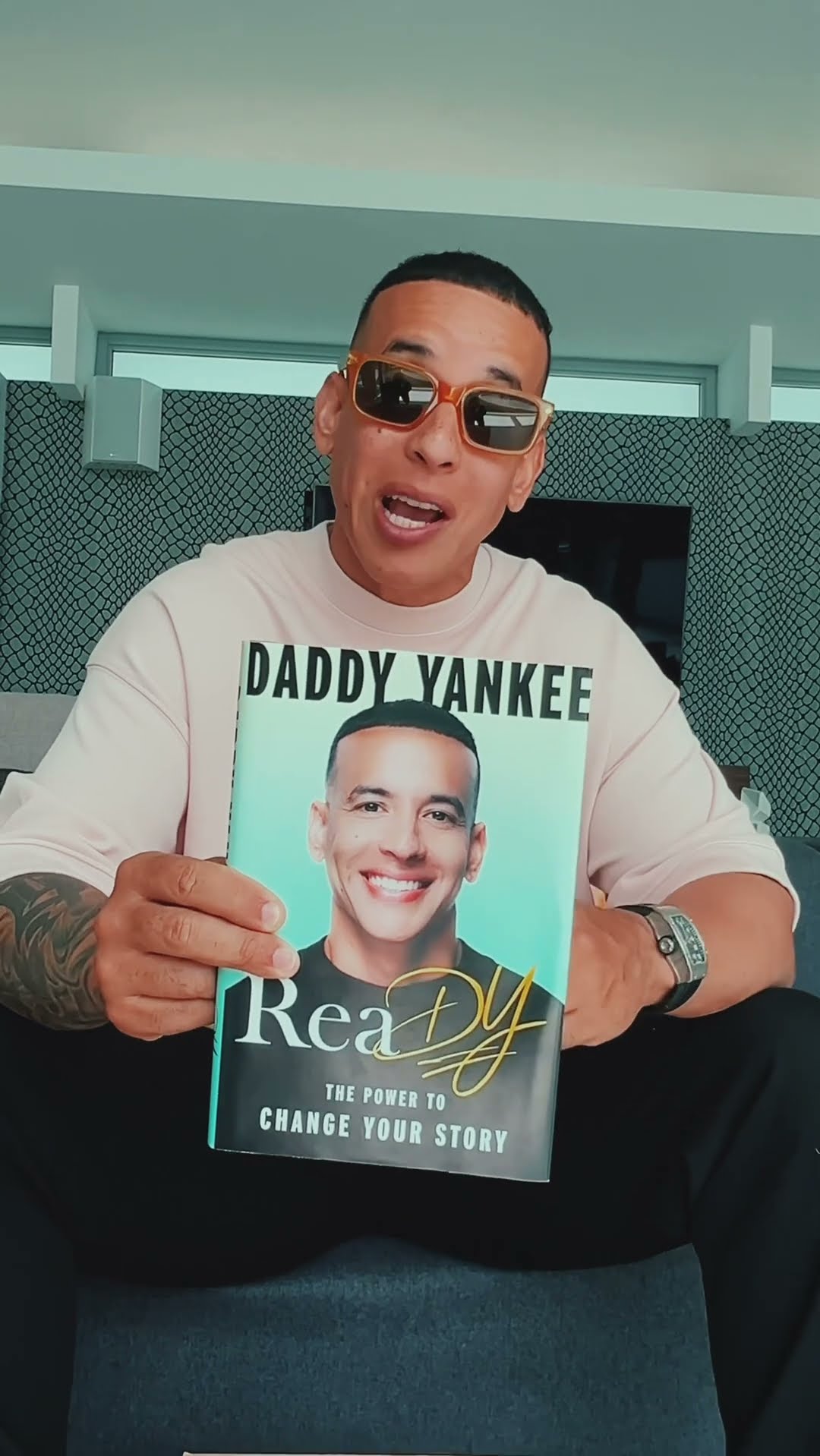 De Què se trata el libro que lanzarà Daddy Yankee