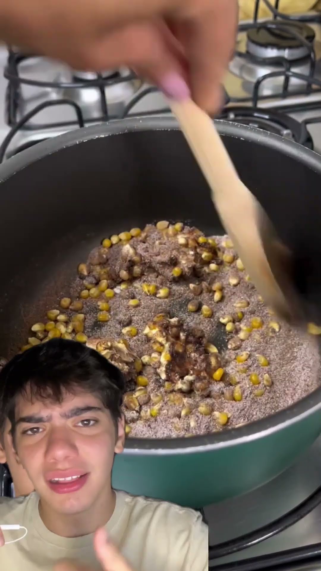 Pipoca doce simples e deliciosa! ?? Mistura tudo, mexe e surpreenda no sabor!