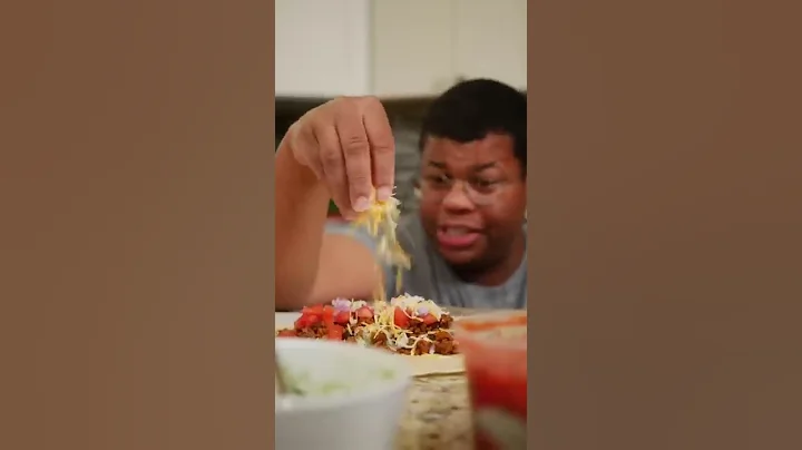 How to make the perfect burrito #lifehacks #shorts #cooking