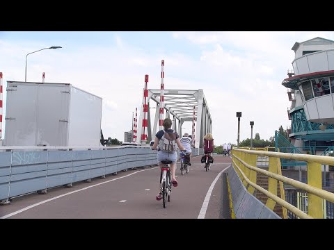 Capelle aan den IJssel Zomer en Herfst (4K)