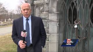 Cemetery robbery suspect held on $100K bail