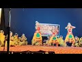 ചിനക്കത്തൂർ പൂരം ആഘോഷം. ഒറ്റപ്പാലം എൻഎസ്എസ് ഹൈസ്കൂളിൽ വച്ച് അമൃതയും ഗൗരിയും