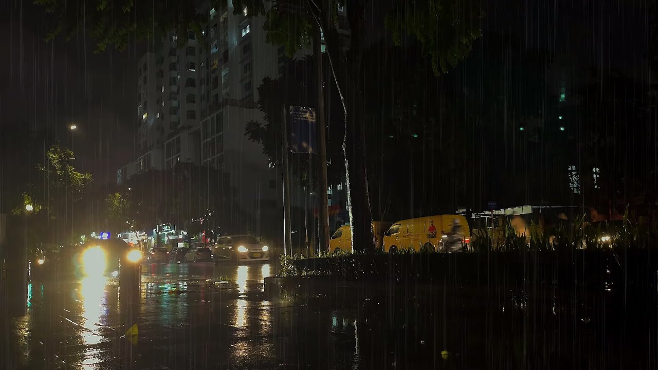 Heavy rain falls on the night street 🌧️ The sound of falling rain makes ...