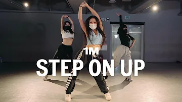Ariana Grande - Step On Up / Learner’s Class