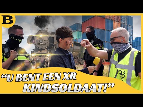 KLIMAATACTIVISTEN LIGGEN OP SPOORWEG