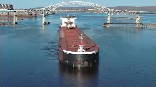 1000 Footer closing Hatches and departs for the big lake