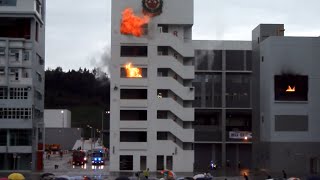 【其他】消防及救護學院開放日Part 1-模疑救火演習 (2016年4月10日)