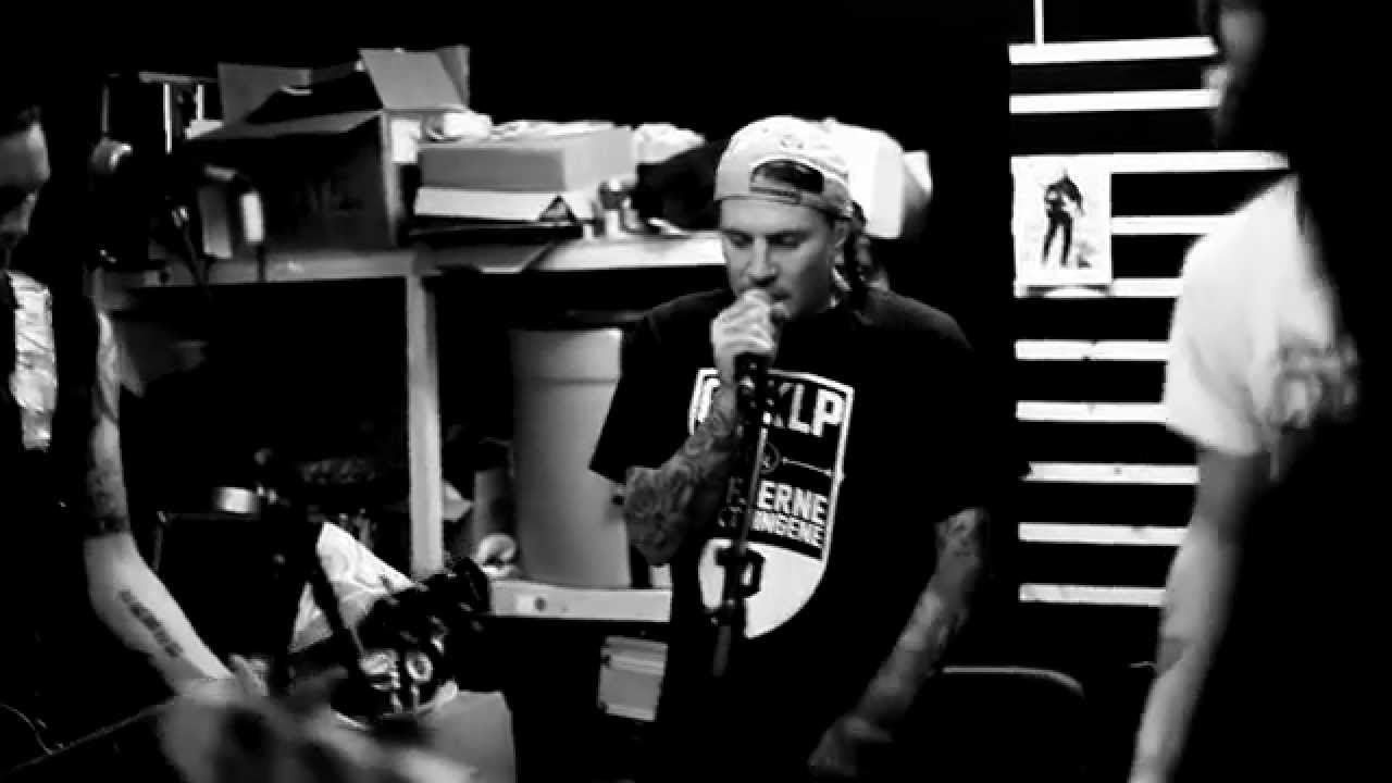 Watch OnklP & De fjerne Slektningene - Panderosa on YouTube Watch OnklP & De fjerne Slektningene - Panderosa on YouTube