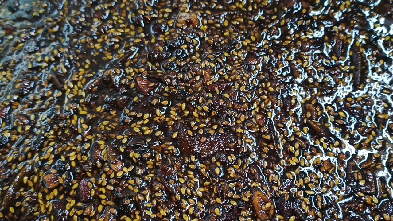 طريقة عمل الحلاوة السوداء او المفتقه البورسعيدية علي طريقة امي💪