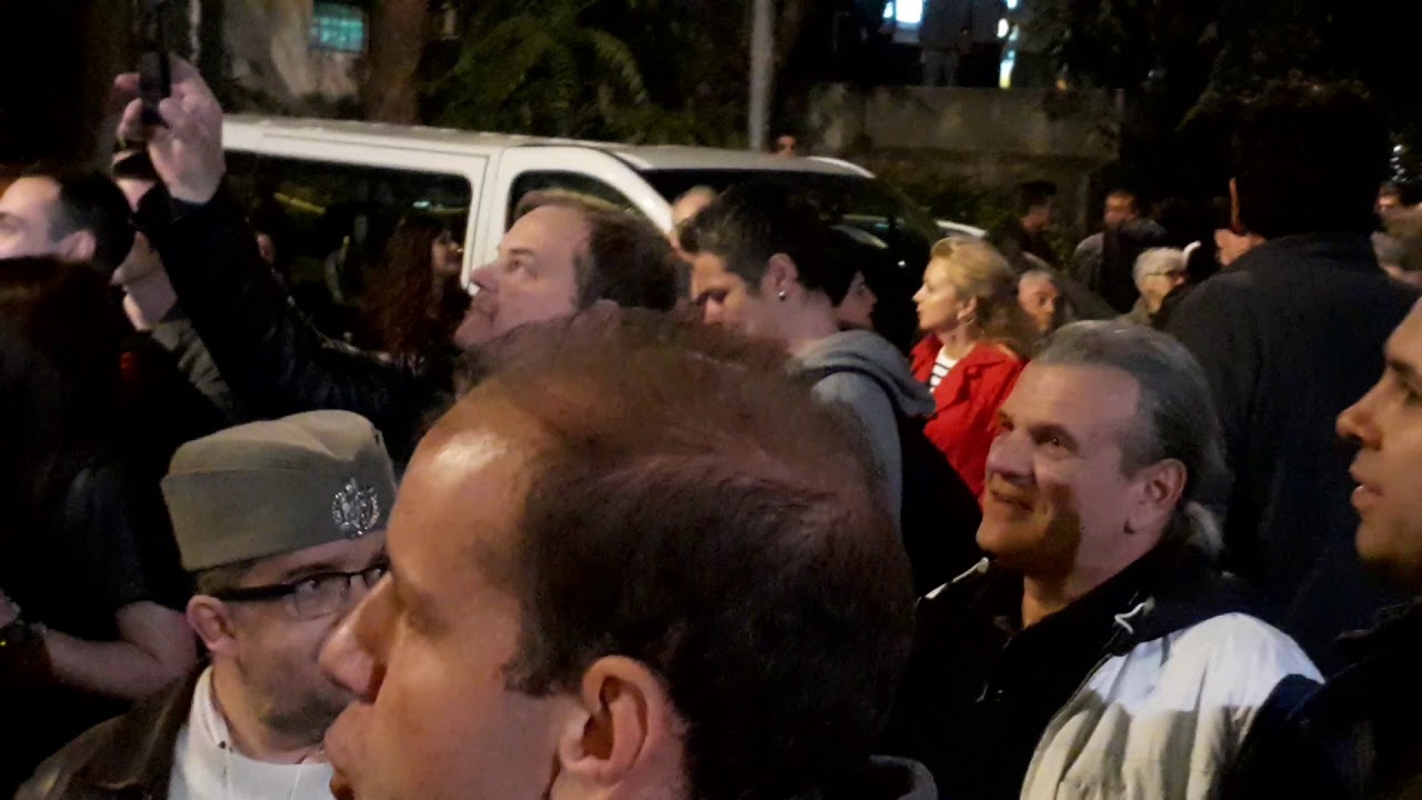 POGLEDAJTE: Kako je Vučić ušao u RTS? Pogled sa zadnje strane