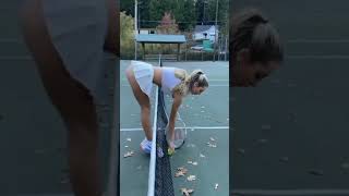 SEXY GIRL PLAYING TENNIS ALONE|#TENNIS|STATUS GALI|#shorts|#53 screenshot 4
