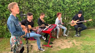 Video-Miniaturansicht von „Ordinary Love (Acoustic Cover)“