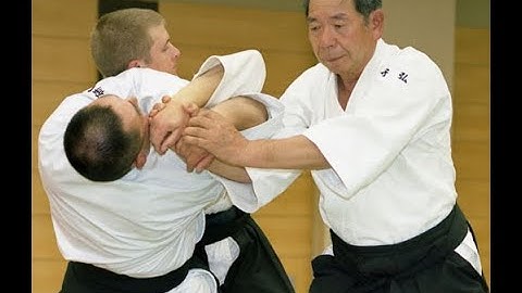 Morihiro Saito Shihan 9th Dan Demonstrating Shiho Nage In All 4 Directions