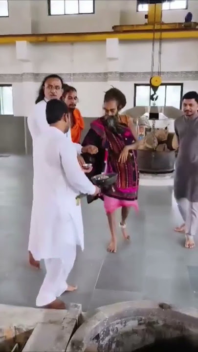 Amar giri bapu garal #amargiribapu #youtubeshorts #satadhardham #santvani