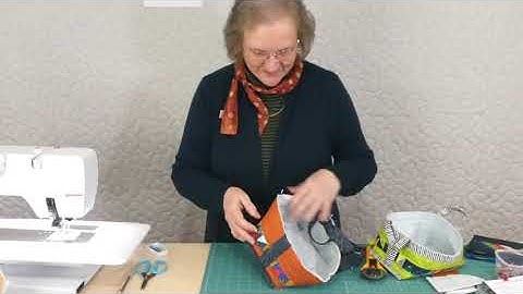 Fat Quarter idea projects - Project 09 - Fabric Basket