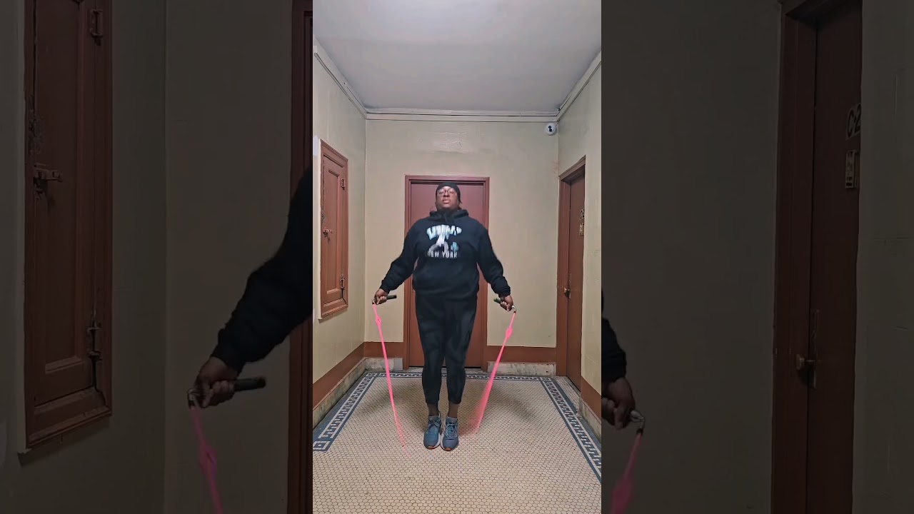 Transform Your Fitness Over 40: Why Queens Need Weighted & Cordless Jump Ropes in 2025 | Low Impact