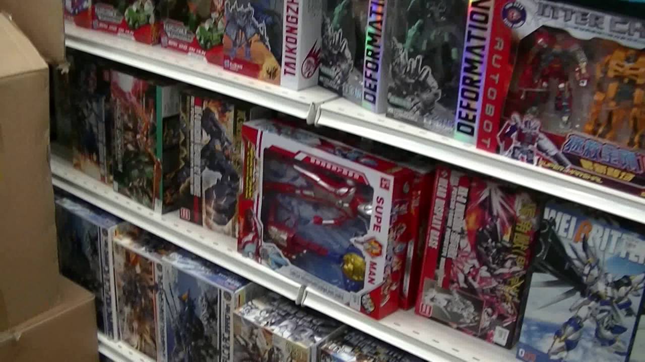 amcorp mall toy shop