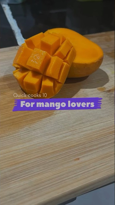 How to cut mango for eating 😱🫡  #mango #trending #viral #youtubeshorts #video #youtube #shorts