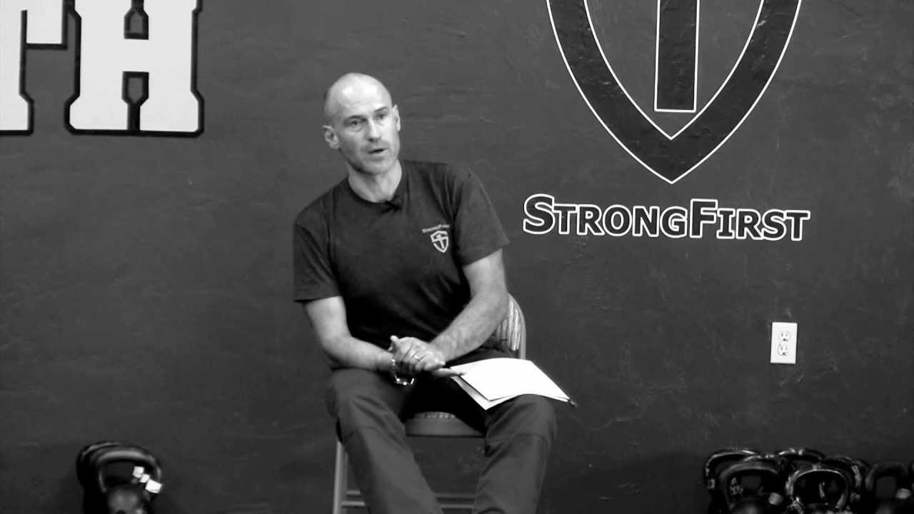 "How does the 1RM concept and percentages apply to bodyweight strength