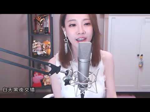 抖音神曲2018 《沙漠骆驼》, 网红翻唱, M哥冯提莫不敌最后一位小姐姐