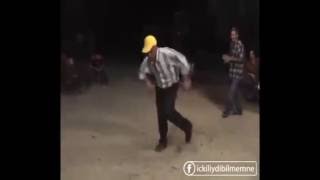 Topal Dansı feat. Skrillex