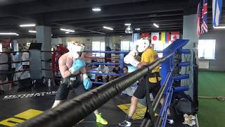 Russian style boxing SPARRING at Bupas Gym in Moscow - EsNews Boxing