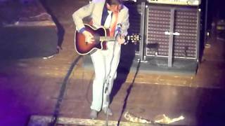 Joe Bonamassa - Woke Up Dreaming (Koningin Elisabethzaal Antwerp May 4, 2011)