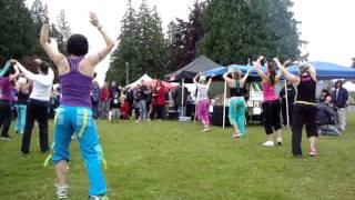 Zumba Fitness Flash Mob at Maiben Park for Berry Dairy Days 2011
