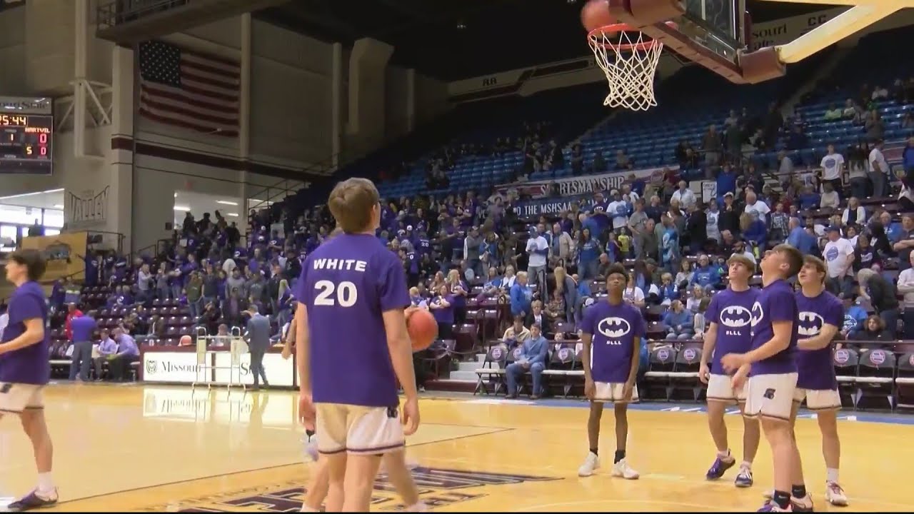 Salisbury Basketball team plays in tournament following death of player