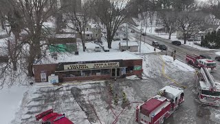 East Moline convenience store catches fire overnight
