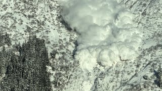 Large Avalanche Triggered by a Helicopter dropping EXPLOSIVES in Juneau, Alaska