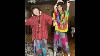 Stan Twitter: Fake Hippie Girls Dancing